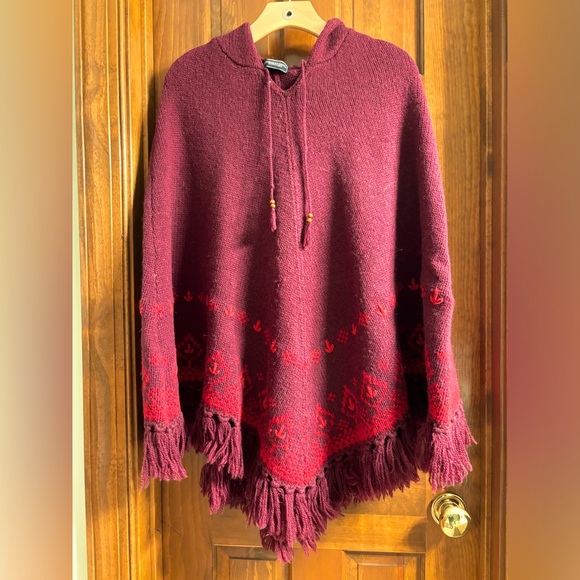 American Eagle Outfitters Sweaters - Vintage 90’s American Eagle Outfitters wool poncho